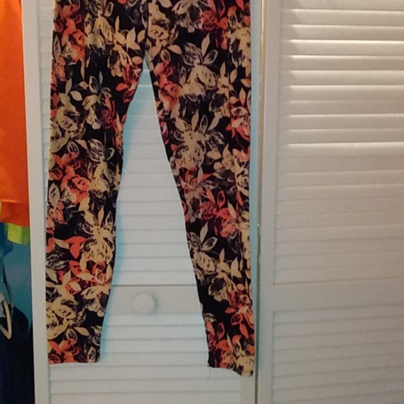 Leggings - Picture 4 of 6